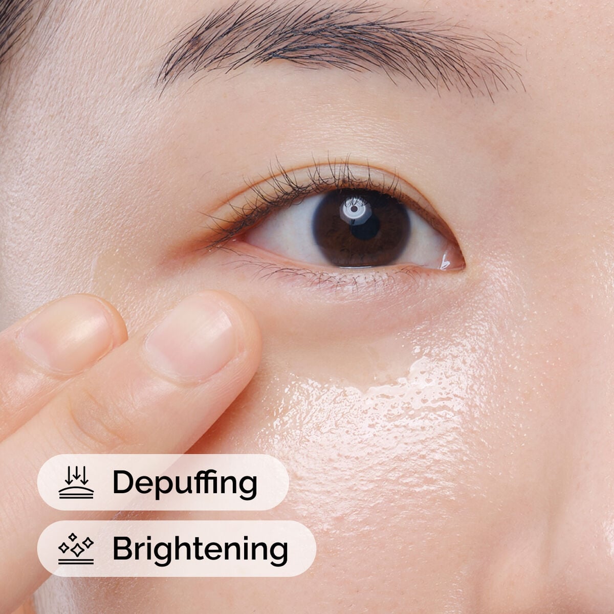 caffeine-solution-5-egcg-eye-serum-j3 ord-caffeine-solution-egcg-model-application-with-benefits.jpg