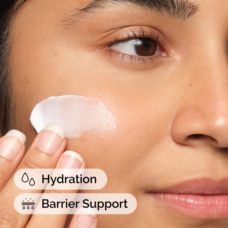 natural-moisturizing-factors-ha-n9 ord-natural-moisturizing-factors-ha-model-application-with-benefits.jpg