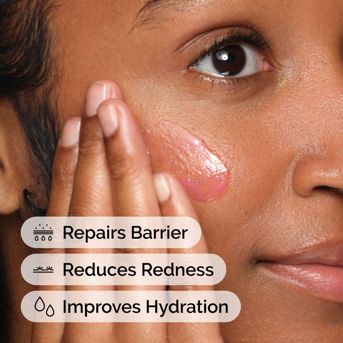 soothing-and-barrier-support-serum-o2 ord-soothing-barrier-support-serum-model-application-with-benefits.jpg