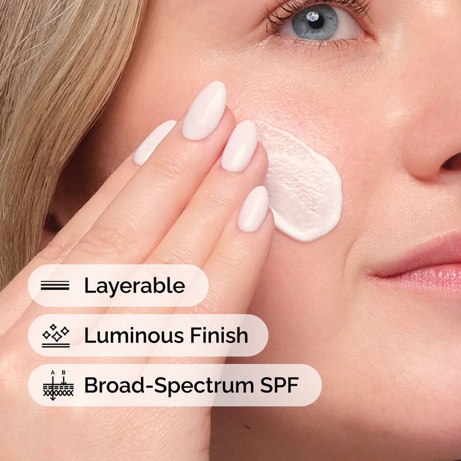 uv-filters-spf-45-serum-n2 uv-filters-spf-45-serum-model-application-with-benefits.jpg